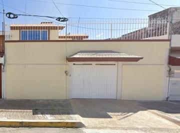 Casa de 3 habitaciones, Puebla · Casa en Venta en Jardines de San Manuel Puebla