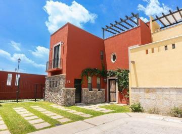 547017e85f1eee4b7a37406e4362f620e7a164ce9c2557b8992e0ba99fd65334 · Casa en Venta en San Miguel de Allende - Amueblada, Rooftop y Amenidades