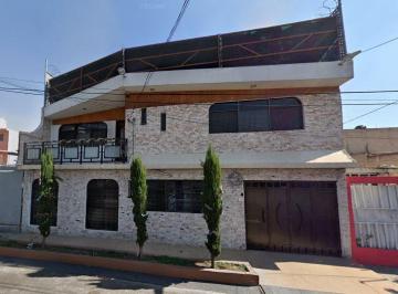 Casa de 4 habitaciones, Gustavo A. Madero · Casa en Venta Colonia San Juan de Aragon por Remate, Excelente Oportunidad!