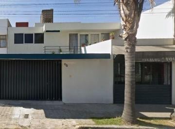 Casa de 3 habitaciones, Puebla · Excelente Oportunidad, Casa en Venta en Jardines de San Manuel Puebla