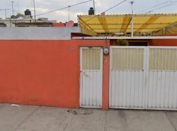 Casa de 3 habitaciones, Coacalco de Berriozábal · Casa en Venta en Villa de Las Flores Coacalco