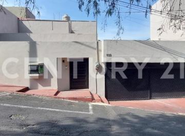Casa · 456m² · 4 Recámaras · 2 Estacionamientos · Casa en Venta, Lomas de Reforma, Miguel Hidalgo, Ciudad de Mexico.