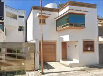 Casa de 3 habitaciones, Xalapa · Hermosa Casa en Venta Ubicada en Xalapa, Veracruz