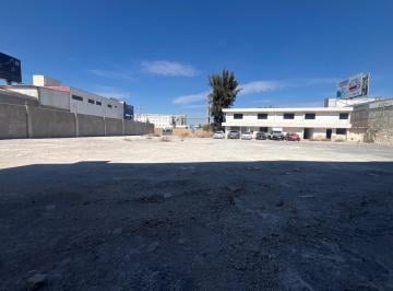 Terreno / Lote , Querétaro · Renta Terreno 2,100 m² Comercial a Pie de La Ctra. 57 Lateral Mex - Qro Km 220