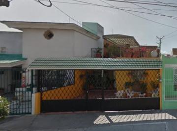 Casa de 3 habitaciones, Zapopan · ¡Excelente Oportunidad! Casa en Venta en Las Águilas, Zapopan, Jal.