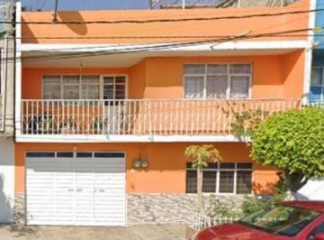 Casa de 3 habitaciones, Nezahualcóyotl · ¡Excelente Oportunidad! Casa en Venta en Metropolitana, Nezahualcóyotl