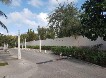 Terreno / Lote · 220m² · Lote Calle 104 Playa del Carmen en Venta