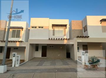 Casa · 146m² · 3 Recámaras · 2 Estacionamientos · Casa en Almarena