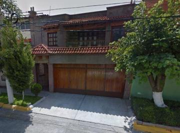 Casa de 3 habitaciones, Naucalpan de Juárez · Casa en Venta Colonia Ciudad Satelite por Remate, Excelente Oportunidad!