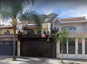 Casa de 3 habitaciones, Guadalajara · Casa en Venta Colonia Lagos de Oriente por Remate, Excelente Oportunidad!