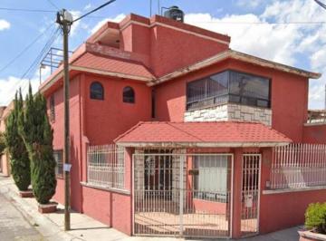 Casa de 4 habitaciones, Cuautitlán Izcalli · Preciosa Casa en Venta de Remate en Cuautitlan Izcalli Edomex