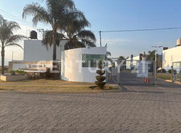 Casa · 86m² · 3 Recámaras · 2 Estacionamientos · Renta de Casa Fracc Curitiba I