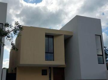Casa en condominio · 245m² · 4 Recámaras · 2 Estacionamientos · Casa en Venta Praderas del Mayab, Yucatán 195