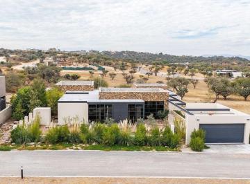 67a301ca28ebe4217515ab26efaed8f9b476e5520a764a5c2d1d39a52a6d0b8d · Casa en Venta en San Miguel – Tu Refugio Campestre a Solo 8 Min del Centro