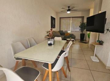 Casa de 3 habitaciones, Solidaridad · Casa 3 Recámaras, 2.5 Baños, Playa del Carmen, Jardín, 3 Estacionamientos