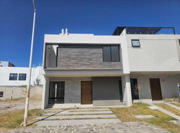 Casa en condominio de 4 habitaciones, Zapopan · Casa en Venta en Valle Imperial, Zapopan, Jalisco