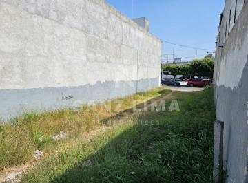 Vista desde Av. 2 de Abril · Jardines de Celaya: Terreno en Venta en Av 2 de Abril con 2 Accesos