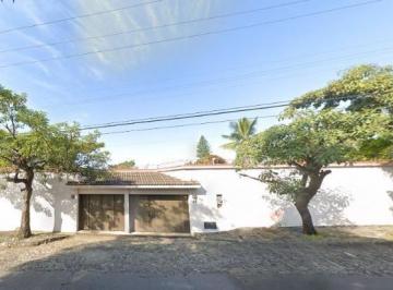 Casa de 4 habitaciones, Cuernavaca · Casa en Venta Colonia Vista Hermosa por Remate, Excelente Oportunidad!