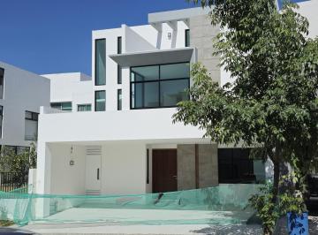 Casa de 3 habitaciones, San Andrés Cholula · En Venta Casa 3 Recamaras en El Exclusivo Parque Nayarit de Lomas de Angelopolis