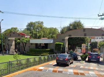 Casa de 4 habitaciones, Tlalnepantla de Baz · Casa en Venta en Jardines de Bellavista, Tlalnepantla de Baz