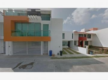 Casa de 3 habitaciones, Tuxtla Gutiérrez · Casa en Venta en Fraccionamiento Las Nubes, Tuxtla