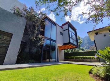 Casa en condominio · 290m² · 3 Recámaras · 2 Estacionamientos · Casa Amueblada en Venta en Cerro Gordo, Avándaro