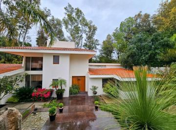 Casa · 700m² · 4 Recámaras · Casa en Venta en Campestre La Herradura en Aguascalientes, Ags.