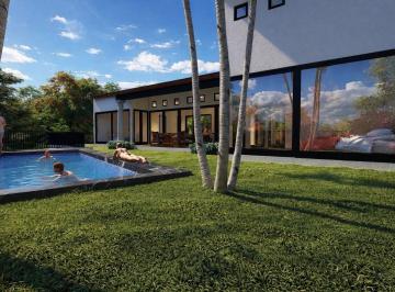 Casa de 3 habitaciones, Ixtapan de la Sal · Gladiola 43 Residencia Completamente Nueva, Amueblada con Alberca Climatizada y Jardín.