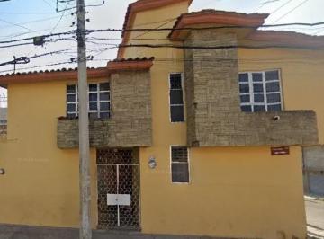 Casa de 4 habitaciones, Puebla · Casa en Venta en Naciones Unidas, Heroica Puebla de Zaragoza, Puebla