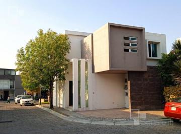 Casa · 184m² · 3 Recámaras · 2 Estacionamientos · Casa en Venta Parque Campeche