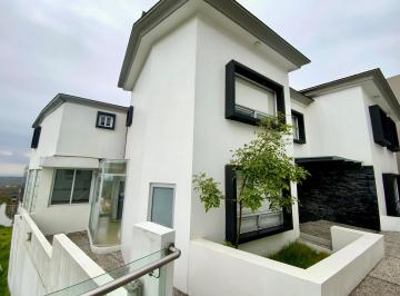Casa de 5 habitaciones, Atizapán de Zaragoza · Exclusiva Casa en Condado de Sayavedra con Vistas Impresionantes