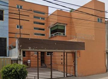 Casa de 4 habitaciones, Coacalco de Berriozábal · Bonita Casa en Remate Ubicada en Providencia Guadalajara