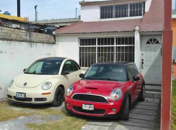Casa · 275m² · 2 Recámaras · 2 Estacionamientos · Casa en Toluca