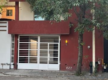 Casa de 3 habitaciones, García · Casa en Renta en Lomas Sector Bosques, Cumbres | Colonia Privada