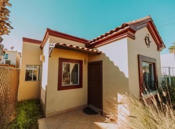 Casa de 3 habitaciones, Mexicali · Casa en Renta Excelente Ubicacion Barcelona Privada Dali