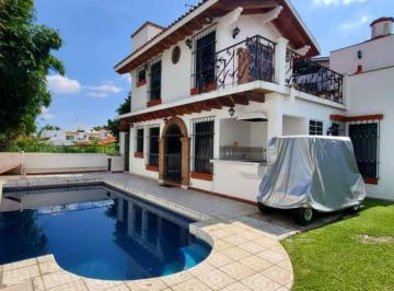 Casa en condominio de 4 habitaciones, Yautepec · Casa en Venta Lomas de Cocoyoc