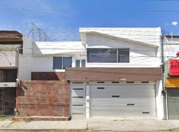 Casa de 4 habitaciones, Puebla · Casa en Venta en Priv 5b Sur Villa Encantada Puebla