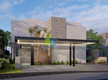 Casa · 424m² · 4 Recámaras · 4 Estacionamientos · Casa - Altozano El Nuevo Queretaro