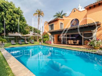 Casa de 5 habitaciones, Jiutepec · Casa en Venta en Residencial Sumiya