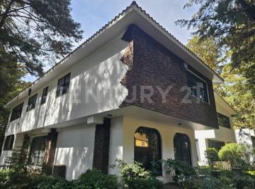 Fachada · Residencia en Fraccionamiento Hacienda Jajalpa, Ocoyoacac, Estado de México