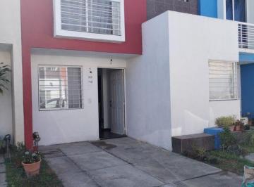 Casa en condominio · 65m² · 3 Recámaras · 1 Estacionamiento · Renta Casa Campo Real Zapopan