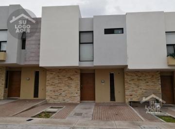 Casa en condominio · 3 Recámaras · 2 Estacionamientos · PH - Residencial El Refugio