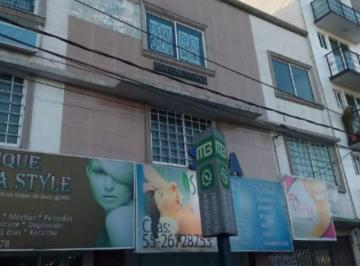 Oficina · 243m² · Edificio de Oficinas en Venta en La Calzada de Vallejo