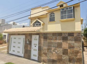 Casa de 5 habitaciones, Tulancingo de Bravo · Hermosa Casa en Remate, Rinconada La Morena, Tulancingo, Hidalgo.