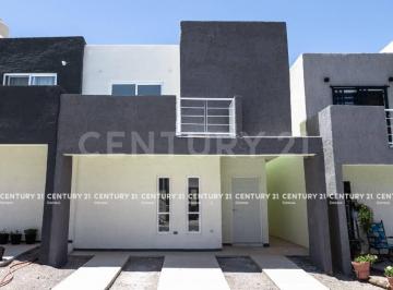 Casa · 129m² · 3 Recámaras · 2 Estacionamientos · Casa en Venta en Santa Monica, Etapa II, Tierra y Libertad Chihuahua, Chih.