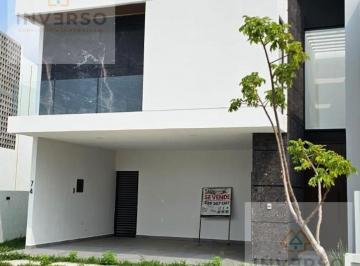 Casa · 292m² · 3 Recámaras · 2 Estacionamientos · Hermosa Casa en Punta Tiburón - Laguna III