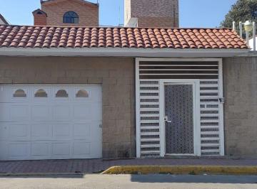Casa · 188m² · 4 Recámaras · 2 Estacionamientos · Casa en Renta A10 Minutos del Power Center Tecamac