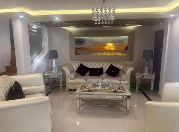 84aa5049fb3d15f75fc9361d3fbc833c551d588833db3ecae57fda24832d6110 · Venta Hermosa Casa en Alamedas Totalmente Remodelada