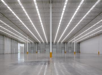 Nave industrial , El Marqués · Nave Industrial en Renta Zona Aeropuerto