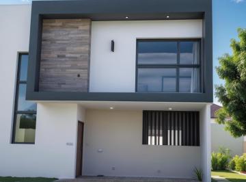 Casa de 3 habitaciones, Corregidora · Casa en Venta en Hacienda Carlota con Alberca y Vigilancia 24/7